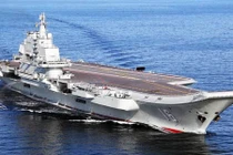 Tàu sân bay Liêu Ninh TQ thiếu nhiều phi công J-15