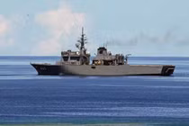 Xem tàu chiến Nhật Bản săn thủy lôi ở Iwo Jima