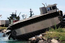 Sức mạnh đáng gờm tàu đổ bộ “kì dị” UHAC Mỹ 