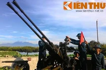 Thăm Trung đoàn 591 canh vùng trời Cam Ranh