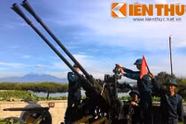 Thăm Trung đoàn 591 canh vùng trời Cam Ranh