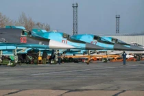 Soi kĩ vũ khí tối tân Nga ở sân bay Syria