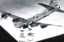 Mổ xẻ máy bay ném bom nguyên tử xuống Nhật Bản