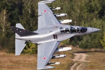 Nga sắp giao 10 máy bay Yak-130 cho khách hàng trong 2015