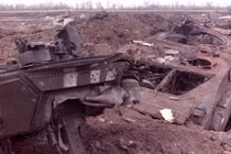 Tang thương xe tăng – thiết giáp Ukraine ở Debaltsevo