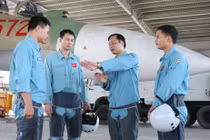 VN chế thiết bị kiểm tra vũ khí tiêm kích Su-30MK2