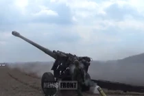Xem quân ly khai Ukraine bắn lựu pháo Msta-B