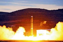 TQ: Tên lửa đạn đạo DF-5B bắn tới mọi nơi trên trái đất