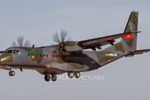 Xem máy bay vận tải C-295M hiện đại nhất Việt Nam bay