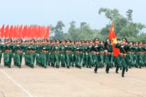 Các đơn vị QĐ Việt Nam miệt mài luyện diễu binh