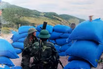 Thăm Đại đội hỗn hợp 90 bảo vệ đảo Hòn Tre