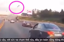 Lái xe bay như chim sau tai nạn
