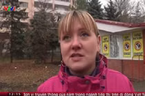 Người dân miền Đông Ukraine mong cuộc sống không tiếng súng