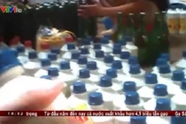 "Phù phép" nước lã thành giấm trong vài giây