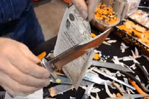 Cận cảnh con dao sắc nhất thế giới