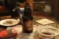 Ngả mũ trước màn ảo thuật bằng khói thuốc lá siêu độc