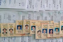 Từ 1/1/2015, người ngực lép vẫn được phép lái xe