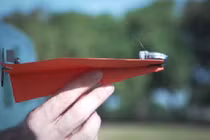 Máy bay giấy điều khiển từ xa bằng smartphone