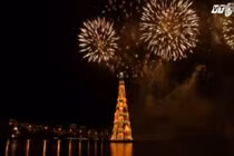 Chiêm ngưỡng cây thông Noel nổi lớn nhất thế giới 