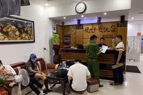 Gái bán dâm Đồng Hới 41 tuổi tiếp khách giá nửa triệu