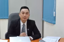 Nữ nhân viên sân bay tiện tay “bỏ túi” đồng hồ khách bỏ quên: Xử lý thế nào?