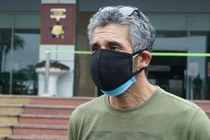 Video: Bệnh nhân người Pháp cám ơn bác sĩ Việt chữa khỏi COVID-19