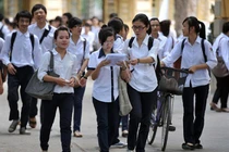 Bộ GD&ĐT lùi kỳ thi THPT Quốc gia sang tháng 8