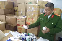 Triệt phá đường dây sản xuất hơn 2 tấn tân dược giả