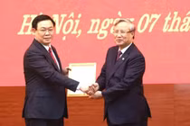 Trợ lý tân Bí thư Thành ủy Hà Nội Vương Đình Huệ là ai?