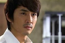 Đêm tân hôn vừa nhìn thấy mặt vợ, chồng sợ hãi chạy ra luôn khỏi phòng