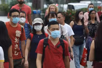 Singapore sẽ cấp khẩu trang cho toàn bộ 1,37 triệu gia đình