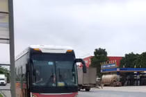 Covid-19: Cách ly khẩn cấp 29 hành khách trên xe từ Hà Nội về Thanh Hóa