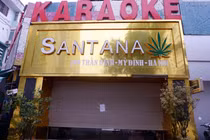 Bị tạm "đóng cửa" vì dịch Covid-19, quán karaoke, massage tại Hà Nội thế nào? 