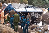 Hỗ trợ 10,5 triệu cho nạn nhân vụ xe tải lao vực ở Lai Châu