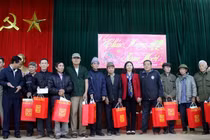 Lãnh đạo TP Hà Nội thăm, tặng quà Tết 128 hộ dân xã Đồng Tâm