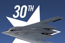 Siêu oanh tạc cơ tàng hình đầu tiên của thế giới bước qua tuổi 30