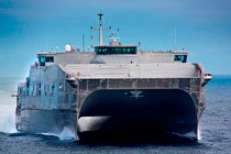 Tàu hậu cần siêu tốc của Mỹ vào biển Đen khiến Nga phải theo sát