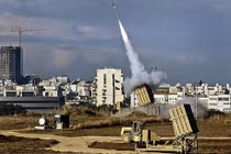 Palestine trút cơn mưa rocket, “Vòm Sắt” bảo vệ Israel cuối cùng đã... thất thủ