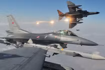 Doanh trại của Nga ở Syria bị máy bay Mỹ oanh tạc