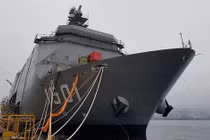 Trầm trồ tàu đổ bộ trực thăng mạnh nhất của quốc gia Đông Nam Á 