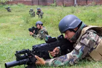 Súng trường tấn công hiện đại trong biên chế Việt Nam hiếm khi xuất hiện