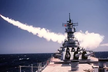 Chiến trường Kosovo: Nơi chắp cánh uy lực của tên lửa Tomahawk