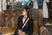 Cô giáo thực tập xinh như hot girl, dân mạng đua nhau hỏi xin info