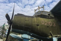 Việt Nam từng sở hữu máy bay cánh bằng có thể... bay giật lùi!