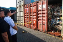 Philippines cấm tất cả các quan chức, nhân viên chính phủ đến Canada