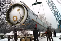 Mỹ dọa trừng phạt nặng nề, Ukraine từ bỏ hẳn vũ khí hạt nhân?