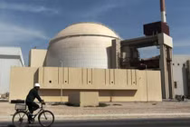 Quốc tế phản ứng mạnh khi Iran tuyên bố nâng mức làm giàu urani