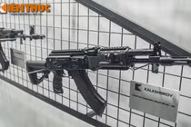 Việt Nam thay AK-47 bằng AK-15: Lợi cả đôi đường?