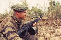 Hé lộ khẩu súng máy "khủng" của biệt kích Mỹ trong CTVN