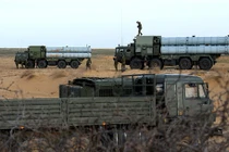 S-300 Syria kém hiệu quả, ai khơi mào ra S-400?